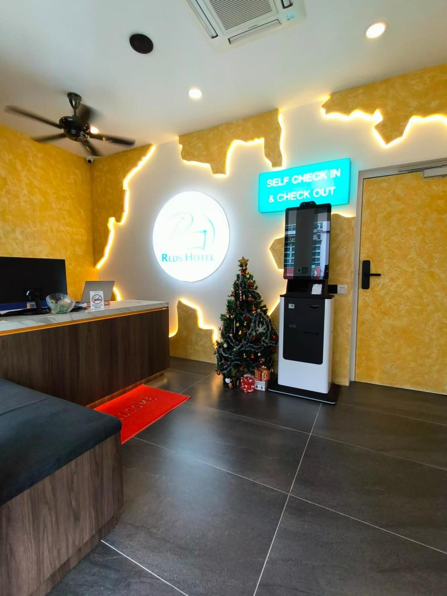 Red'S Hotel بينتولو المظهر الخارجي الصورة