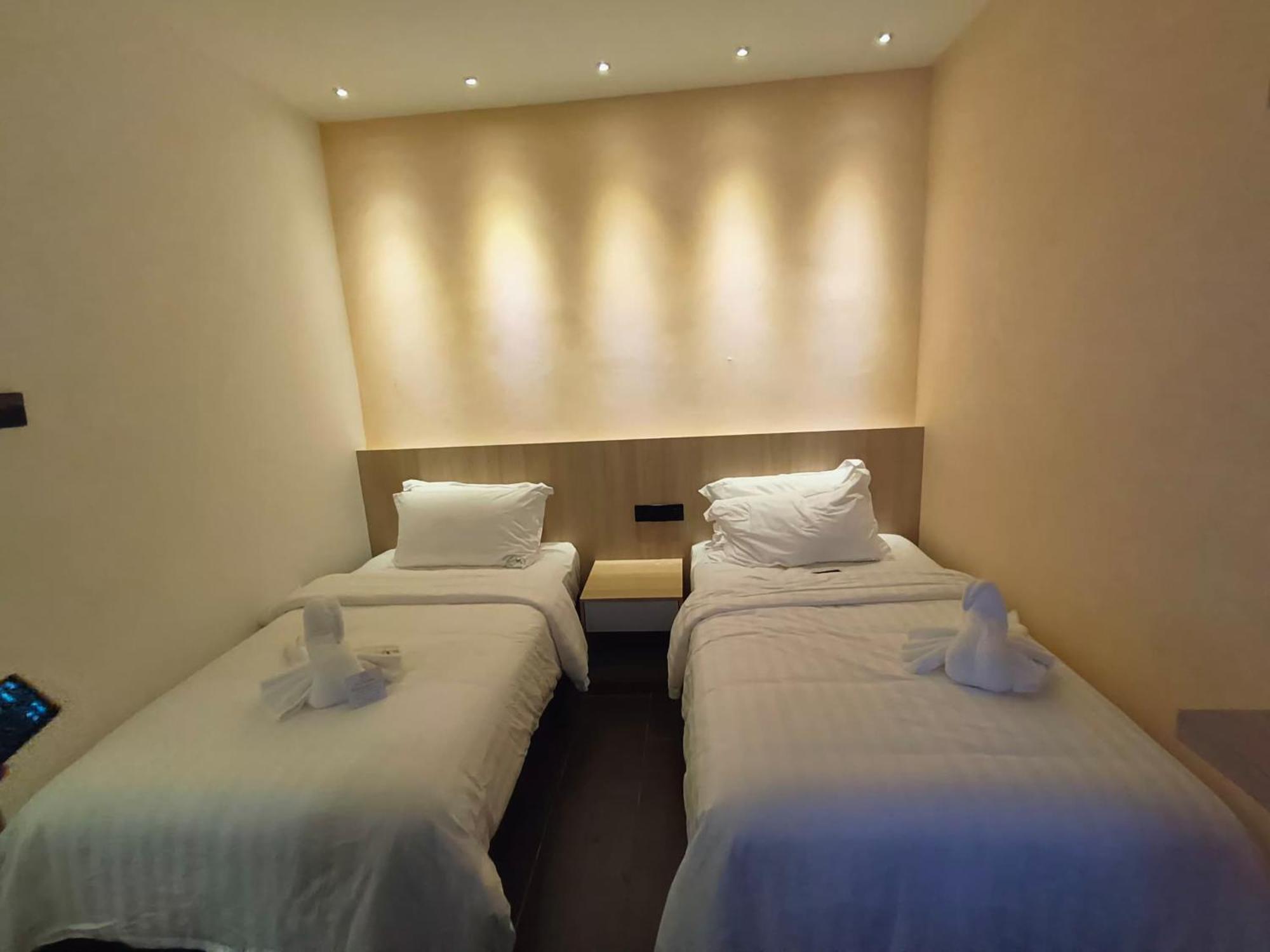 Red'S Hotel بينتولو المظهر الخارجي الصورة